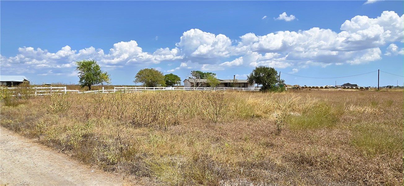 15526 County Road 1510 Property Photo 8