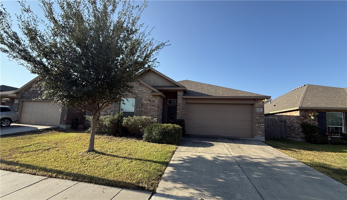 2211 Tallow Dr Property Photo 2