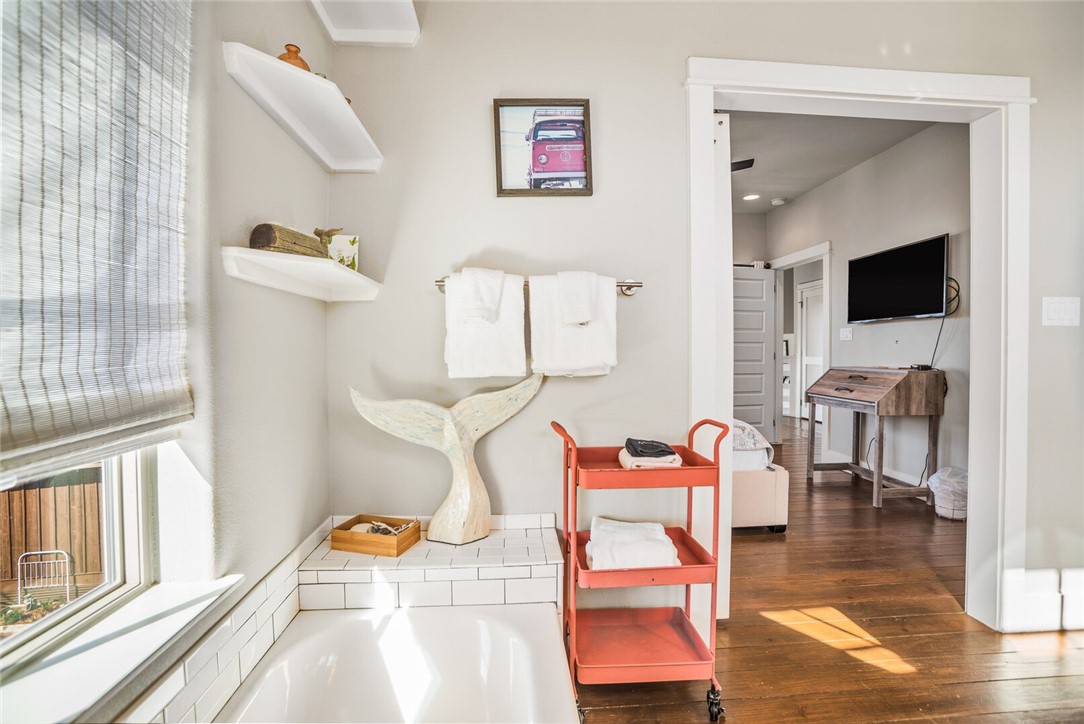 147 W Brundrett Ave Property Photo 28