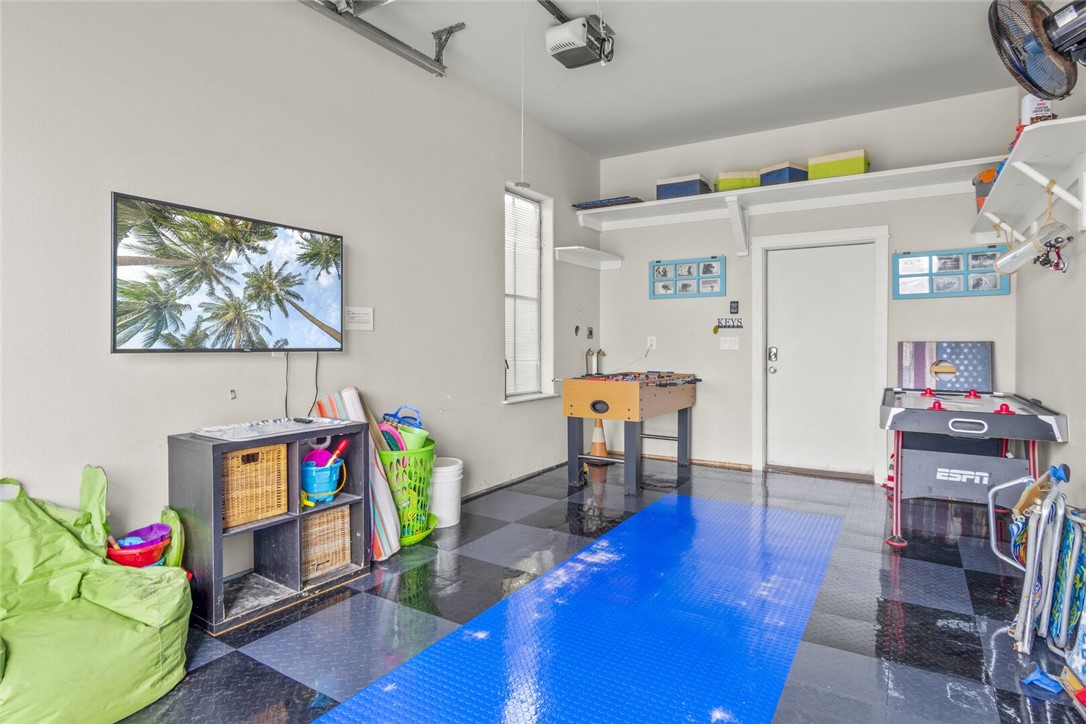 147 W Brundrett Ave Property Photo 32