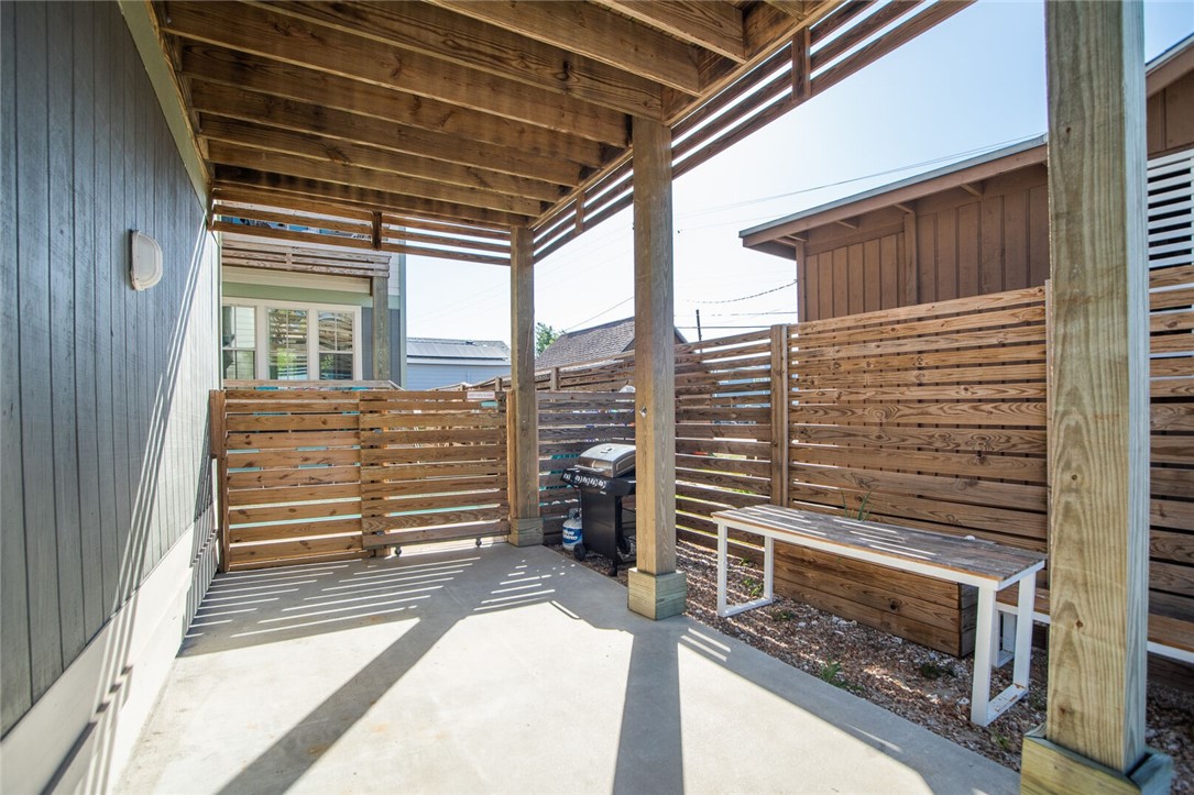 147 W Brundrett Ave Property Photo 35