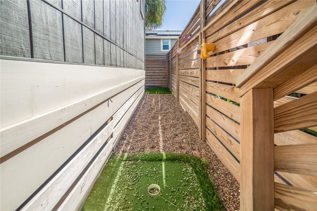 147 W Brundrett Ave Property Photo 39