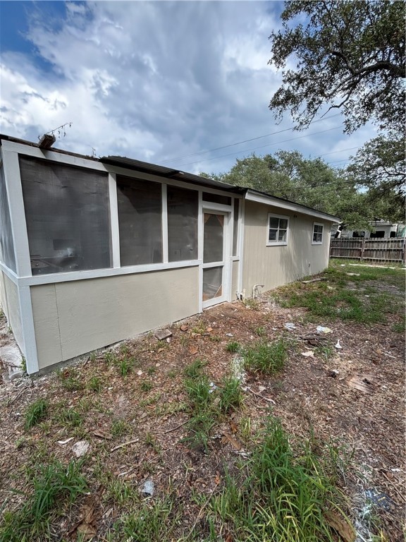 107 Huckleberry St Property Photo 4