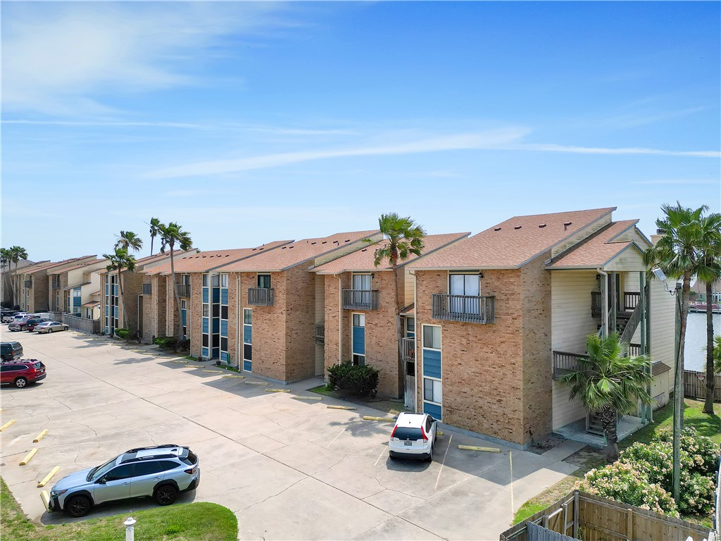 15425 Fortuna Bay Dr 317 Property Photo 2