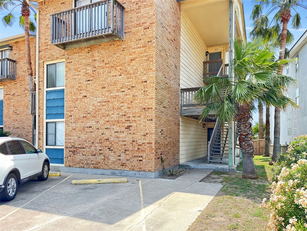 15425 Fortuna Bay Dr 317 Property Photo 3