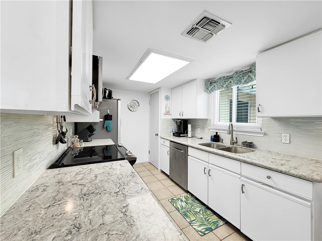 15425 Fortuna Bay Dr 317 Property Photo 13