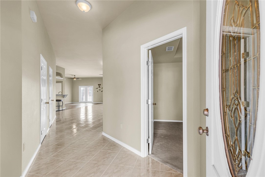 15834 Cuttysark St Property Photo 4