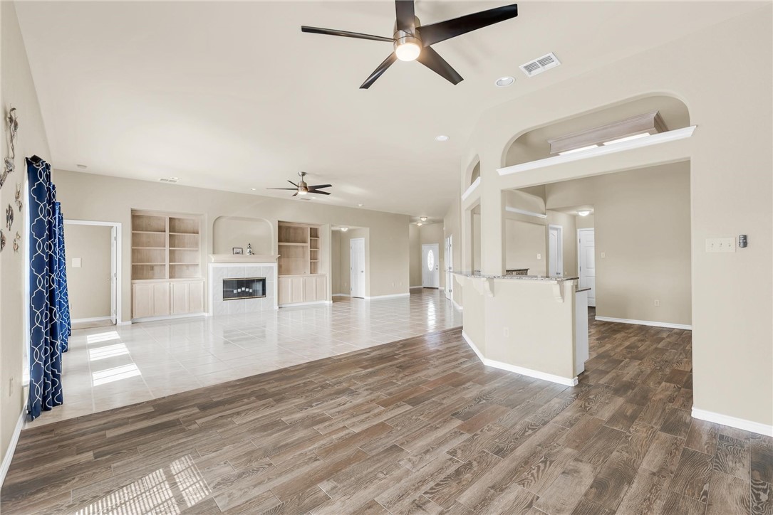 15834 Cuttysark St Property Photo 12