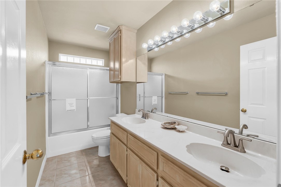 15834 Cuttysark St Property Photo 23