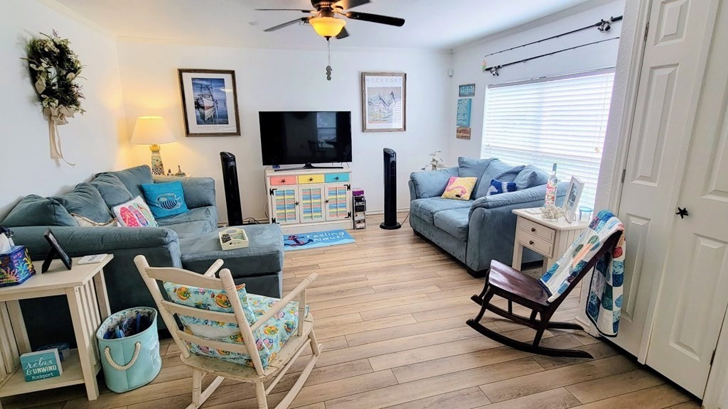 1118 Patton Street Property Photo 3