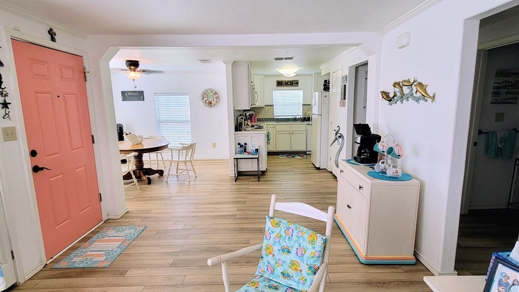 1118 Patton Street Property Photo 4