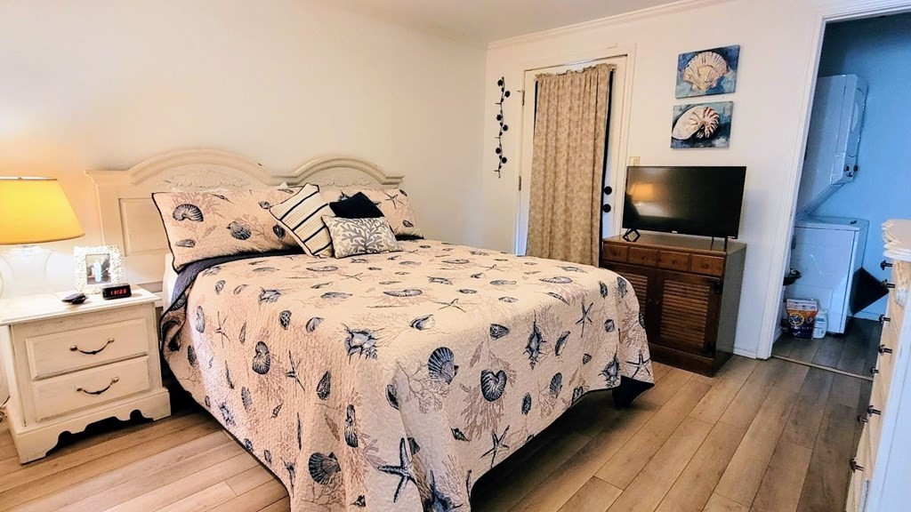 1118 Patton Street Property Photo 10