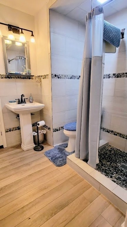 1118 Patton Street Property Photo 11