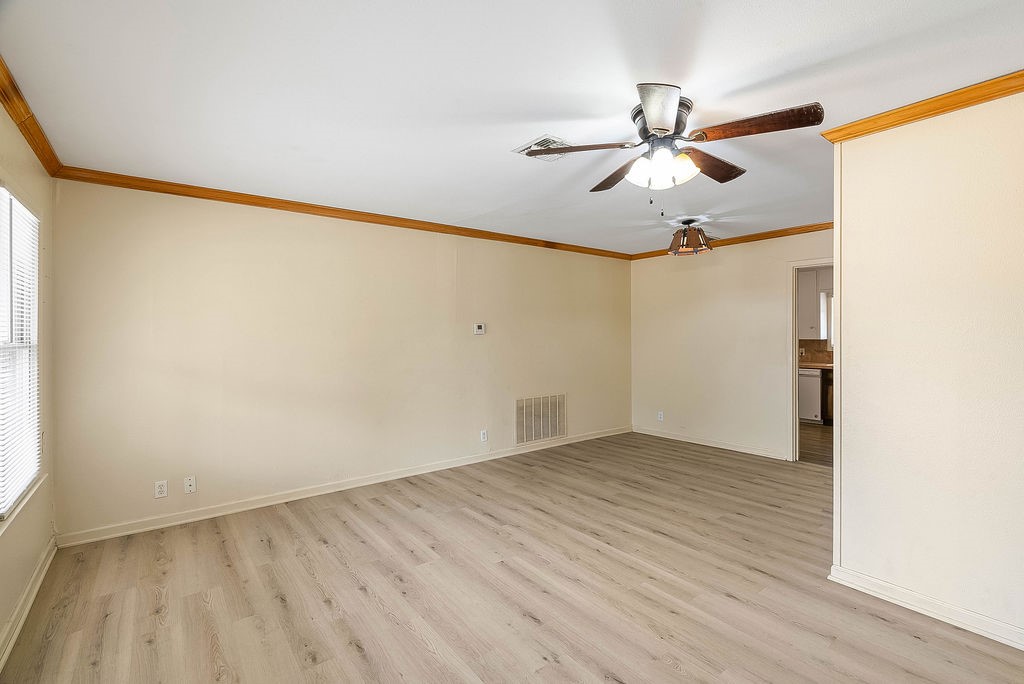 1118 Vance Dr Property Photo 5