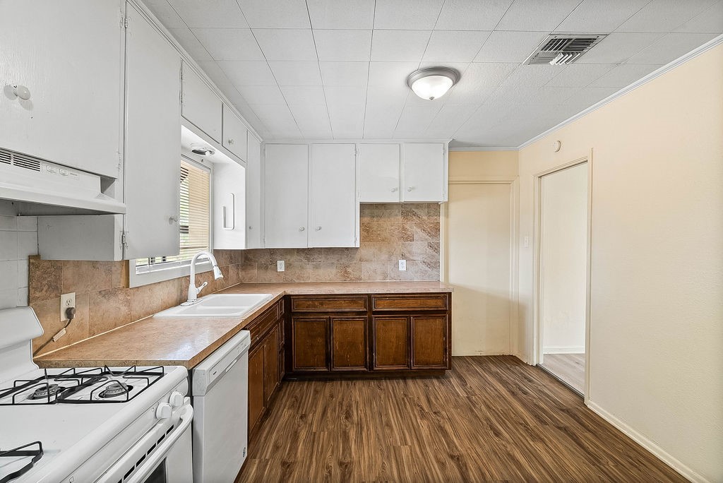 1118 Vance Dr Property Photo 8