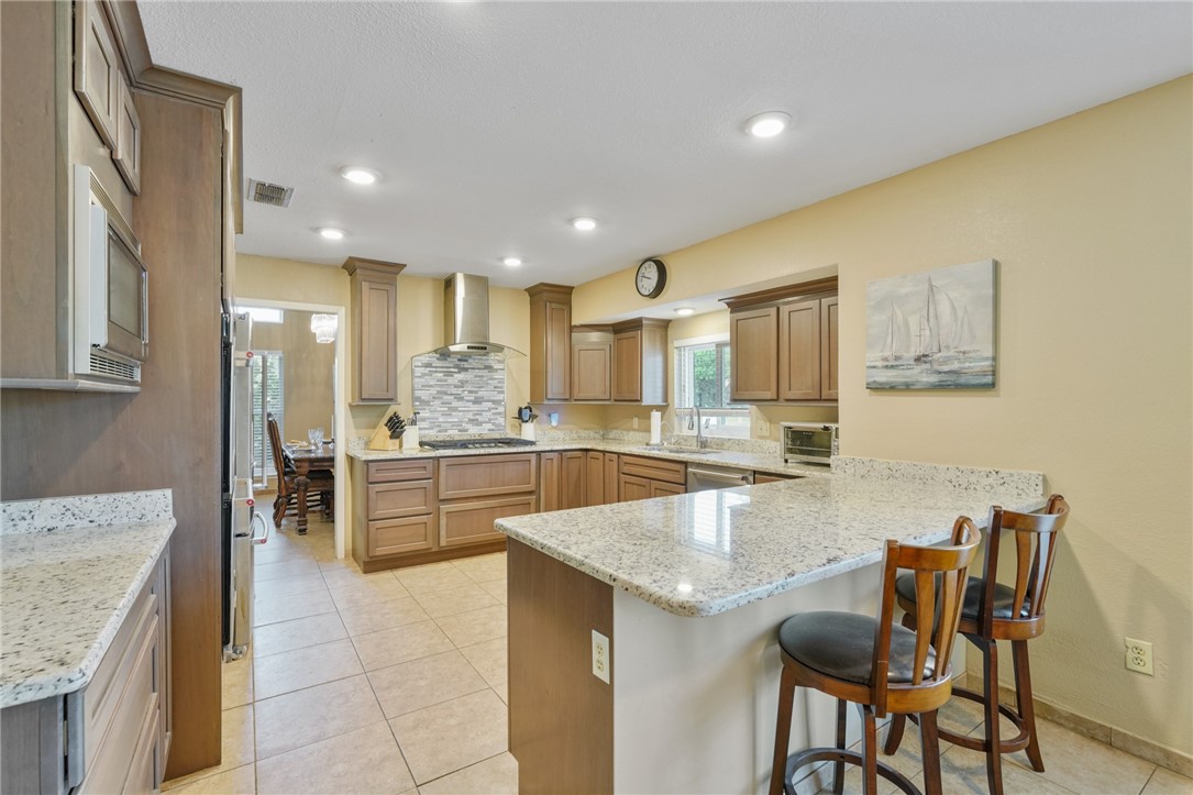 4602 Hogan Dr Property Photo 4