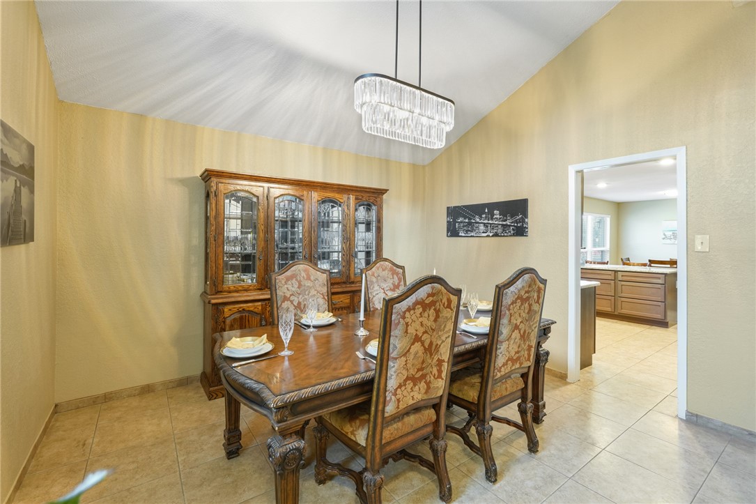 4602 Hogan Dr Property Photo 9