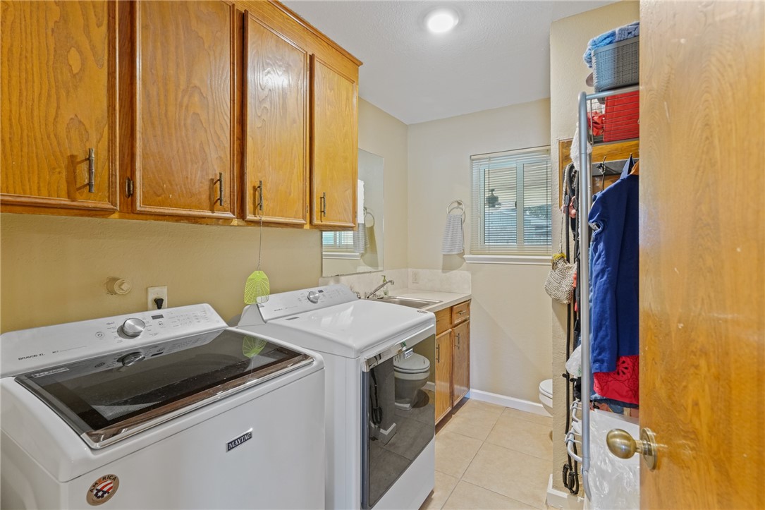 4602 Hogan Dr Property Photo 23