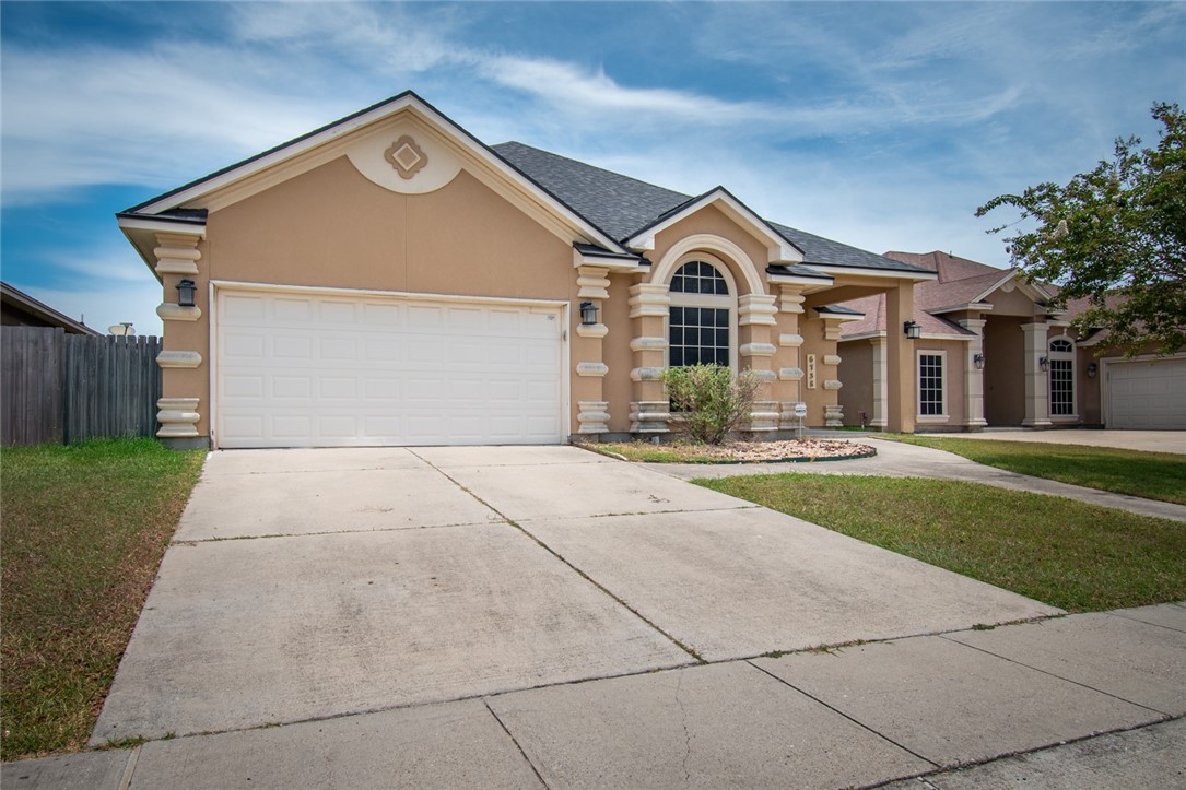 6738 Wall St Property Photo 2