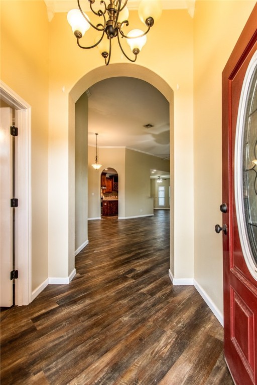 6738 Wall St Property Photo 4