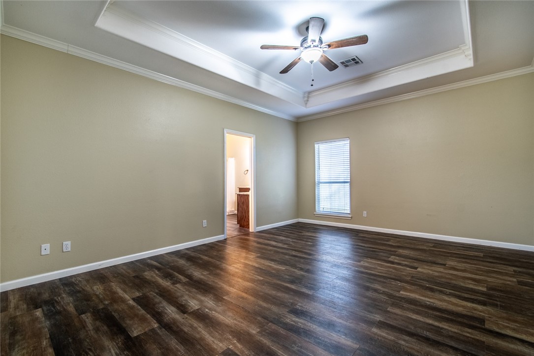 6738 Wall St Property Photo 18