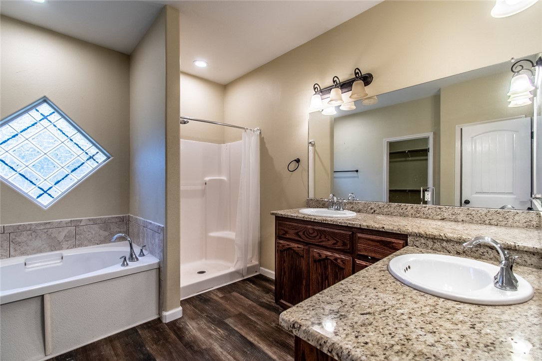 6738 Wall St Property Photo 19