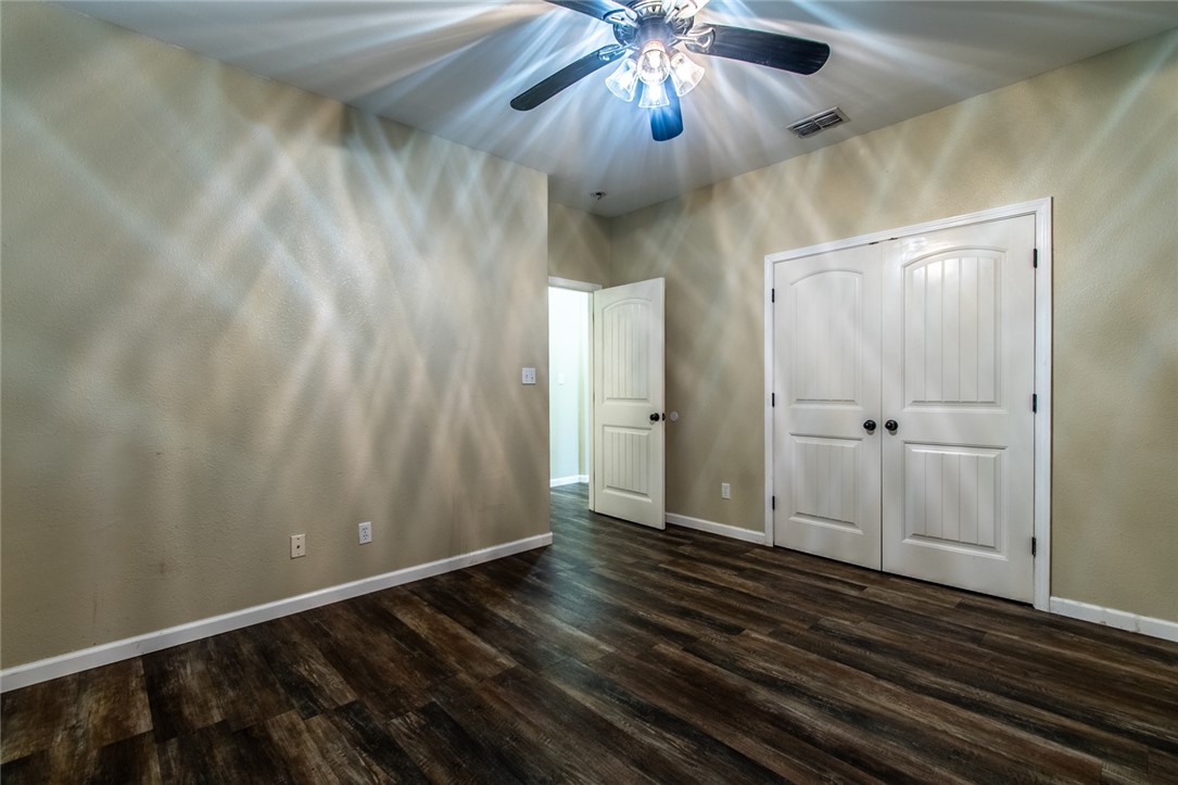 6738 Wall St Property Photo 25