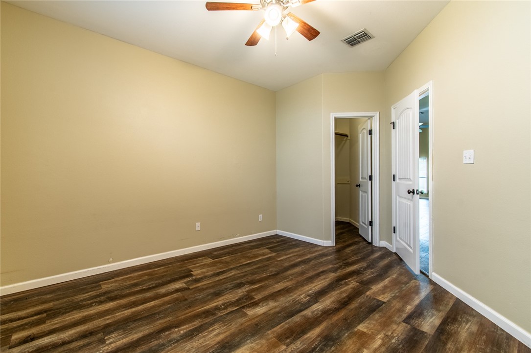 6738 Wall St Property Photo 27