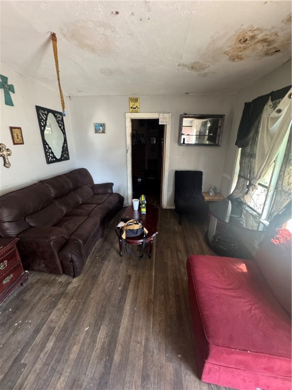 617 Scott Dr Property Photo 4