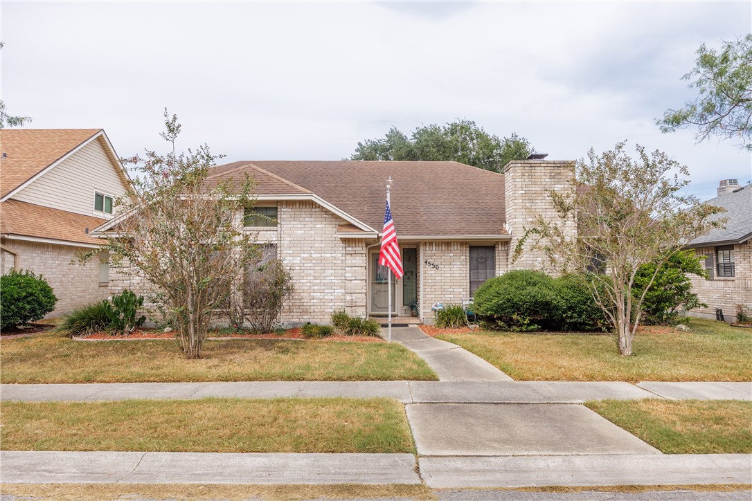 4550 Dandridge Dr Property Photo 1