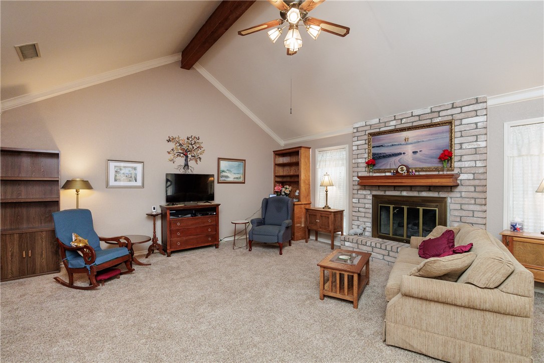 4550 Dandridge Dr Property Photo 5