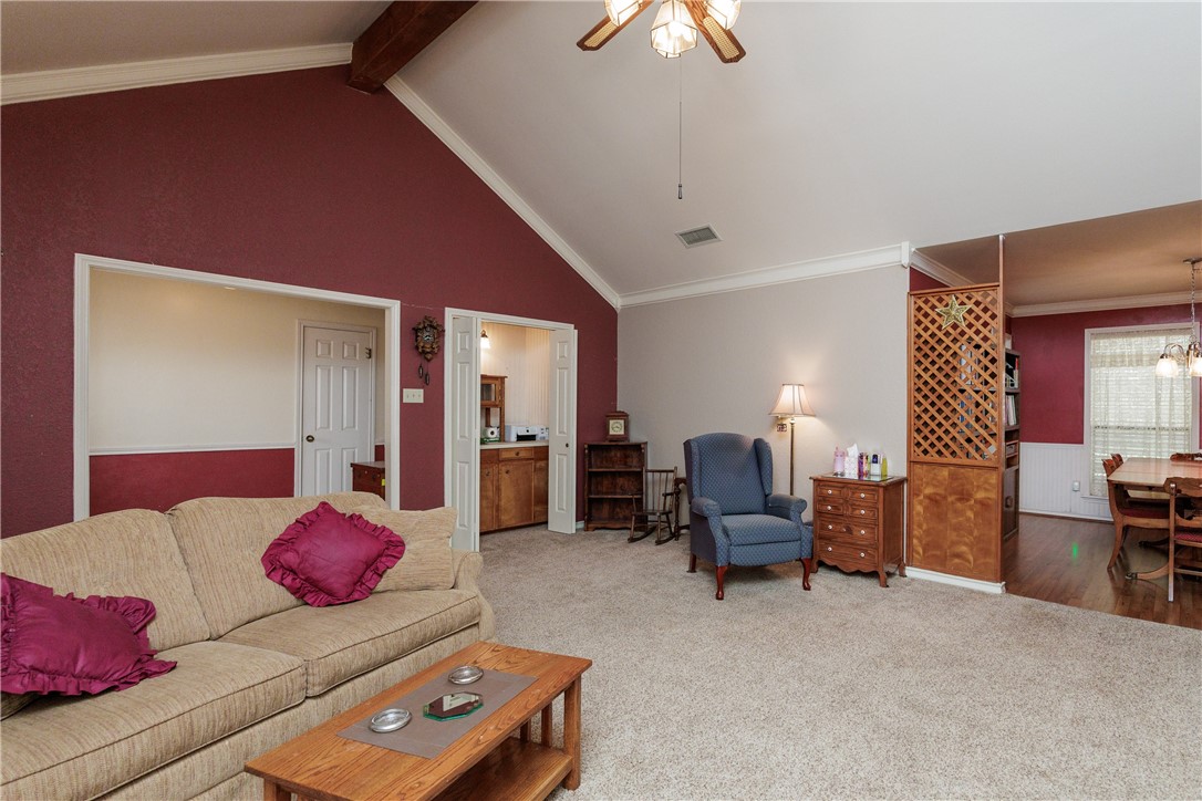 4550 Dandridge Dr Property Photo 6