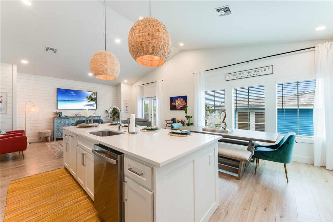 901 S Ninth St 12 Property Photo 4