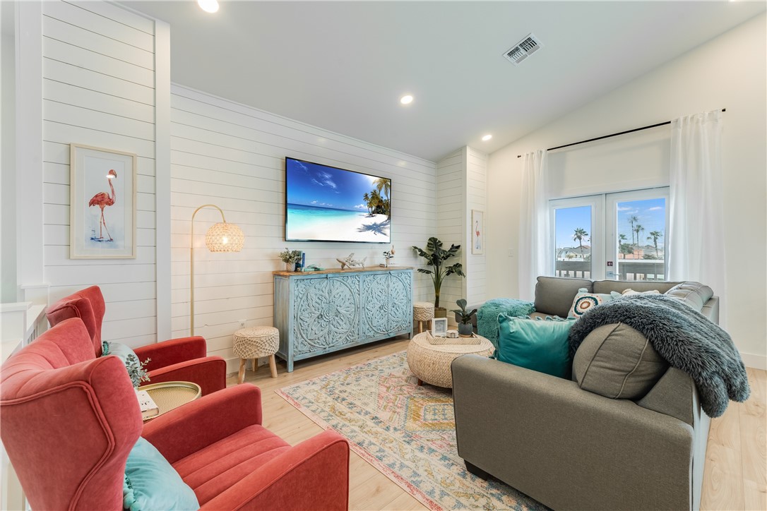 901 S Ninth St 12 Property Photo 7