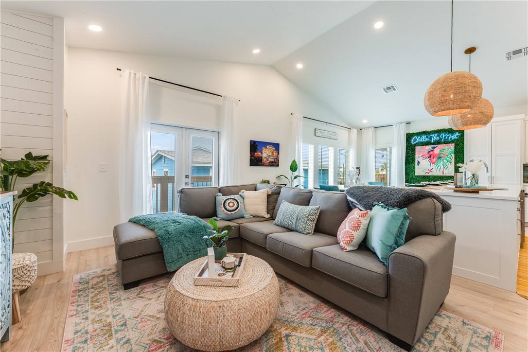 901 S Ninth St 12 Property Photo 8