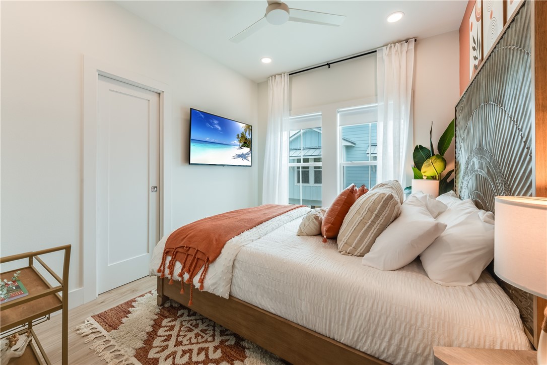 901 S Ninth St 12 Property Photo 24