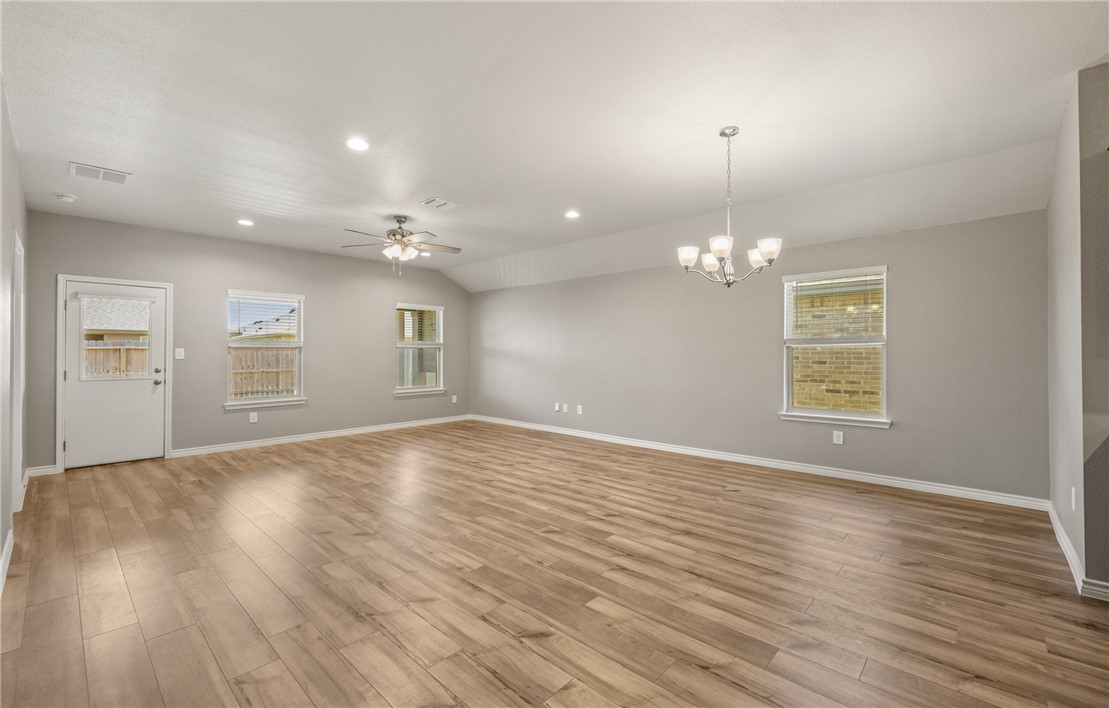 7321 Star Gazer Dr Property Photo 10