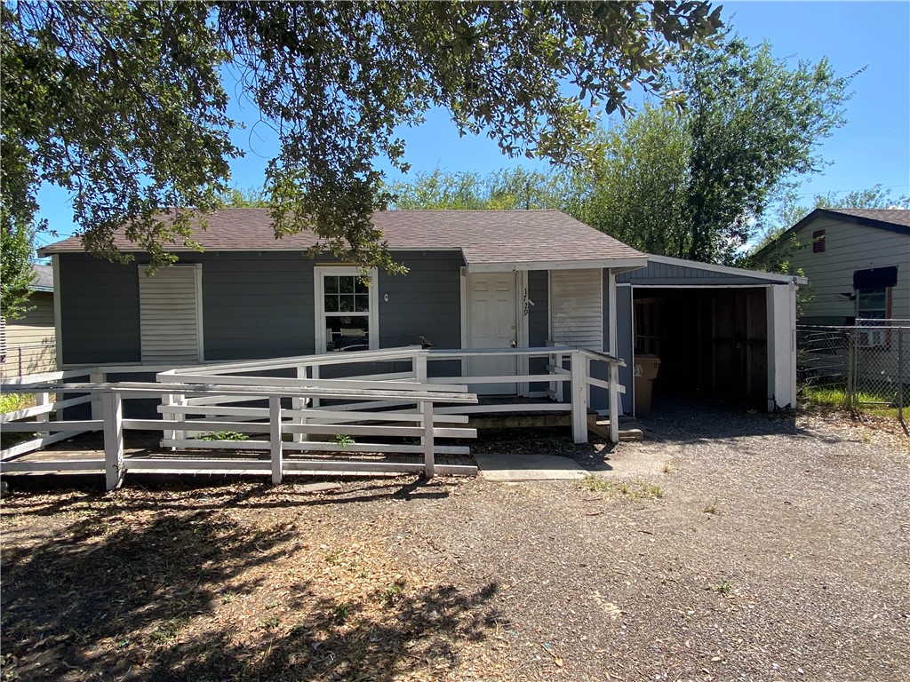 1729 Sherman St Property Photo 1