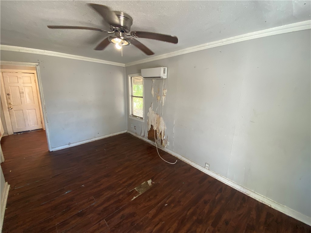 1729 Sherman St Property Photo 5