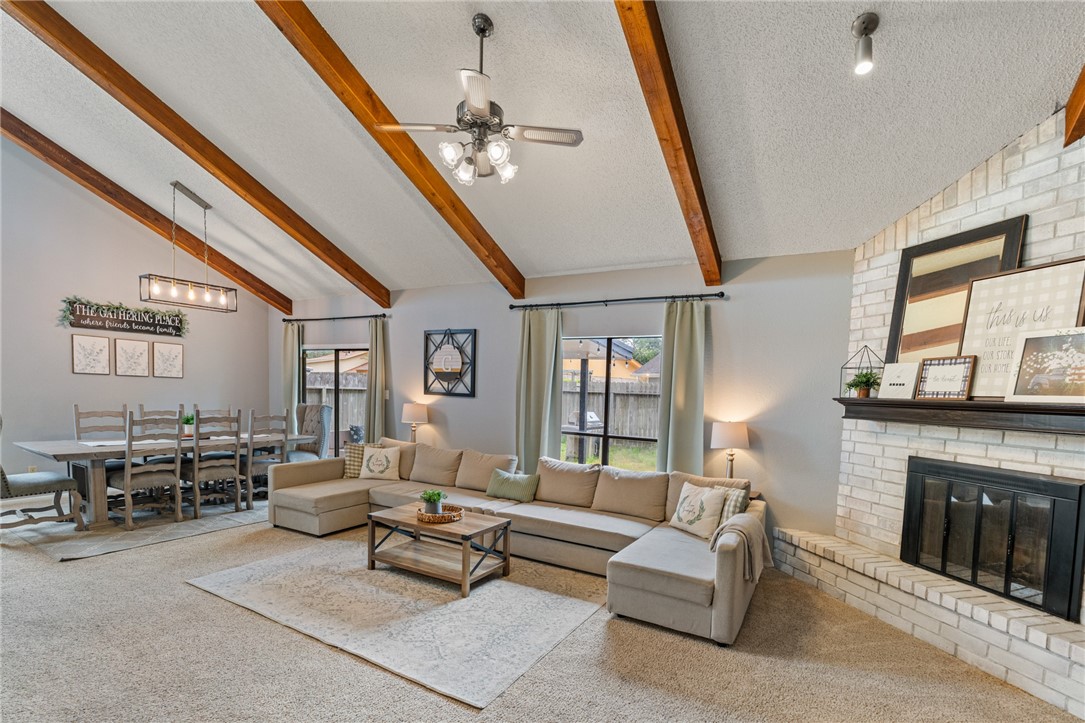 3236 Halfpenny St Property Photo 4