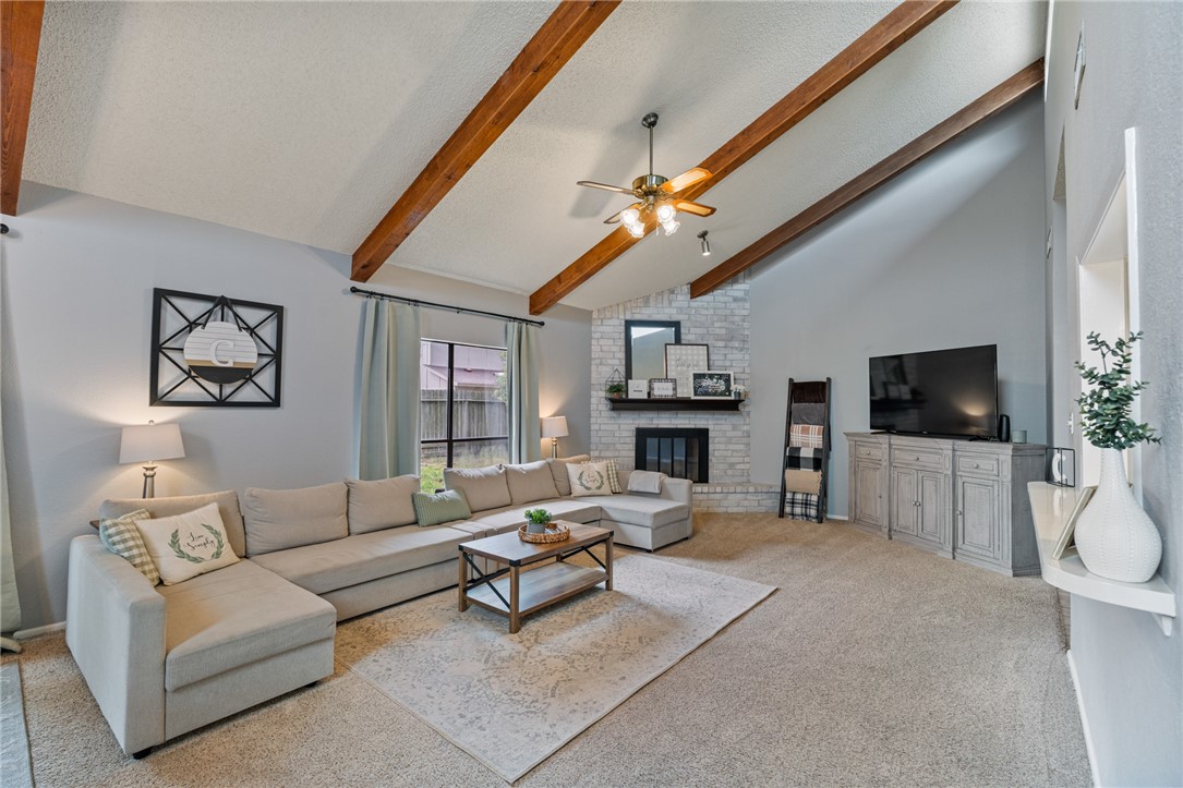 3236 Halfpenny St Property Photo 5