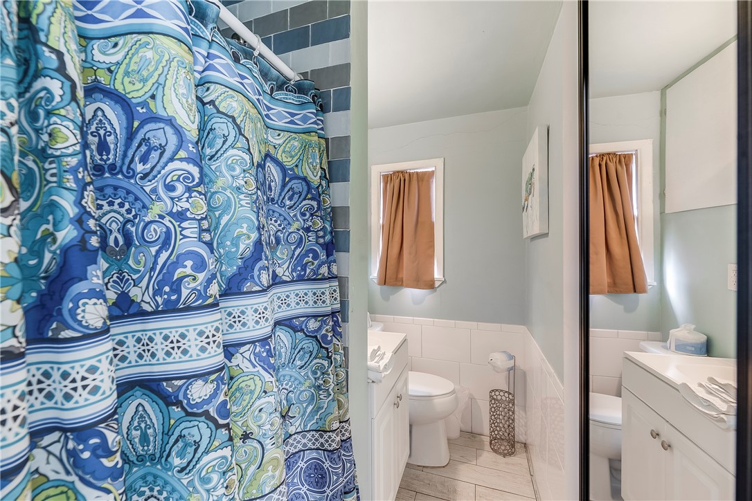 134 N Alister St 26 Property Photo 5