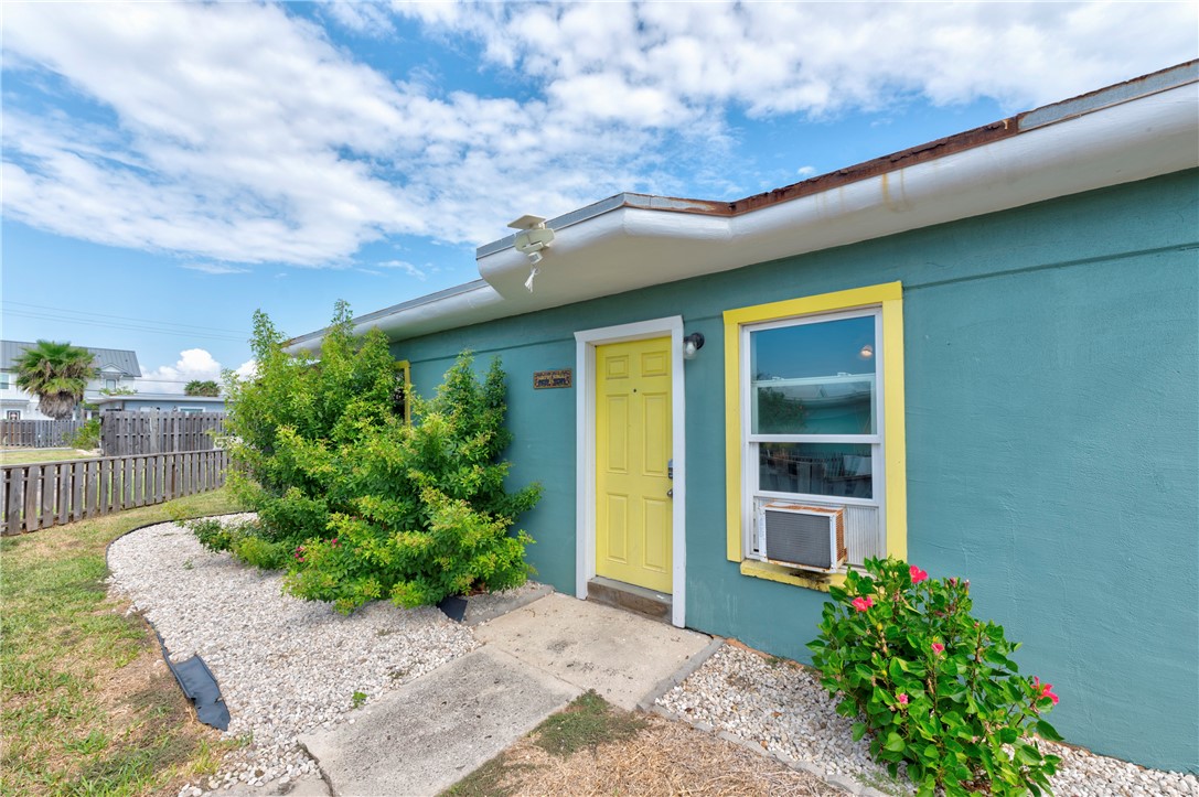 134 N Alister St 26 Property Photo 16