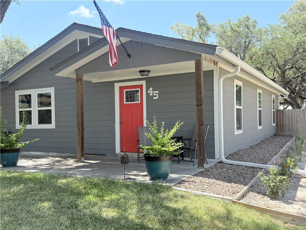 45 Sandra Dr. Property Photo 1