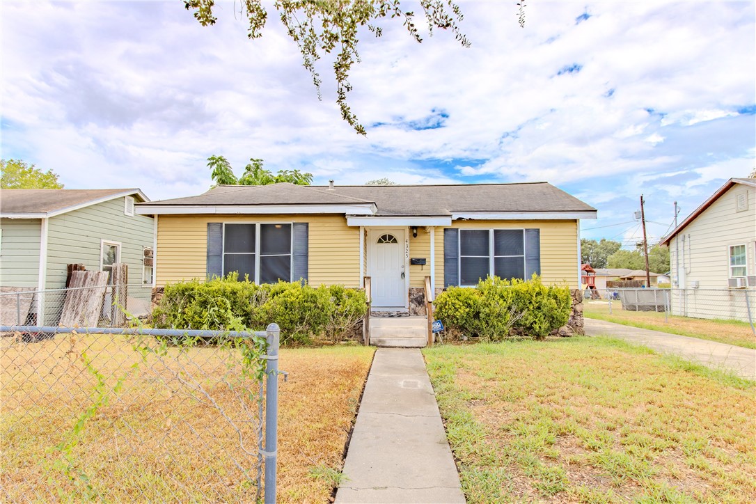 4325 Kirkwood Dr Property Photo 1