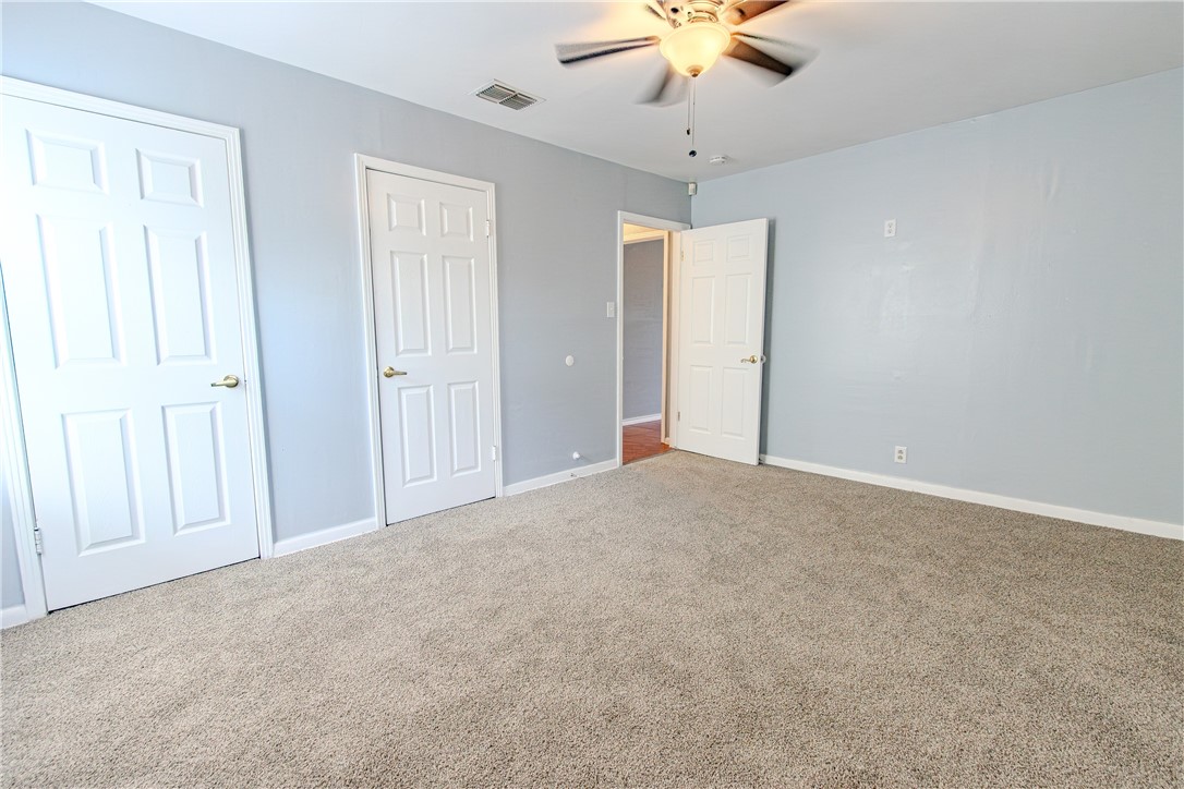 4325 Kirkwood Dr Property Photo 11