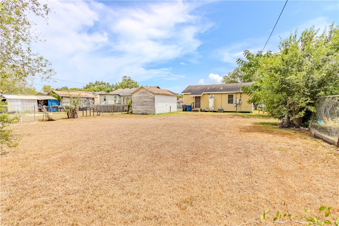 4325 Kirkwood Dr Property Photo 17