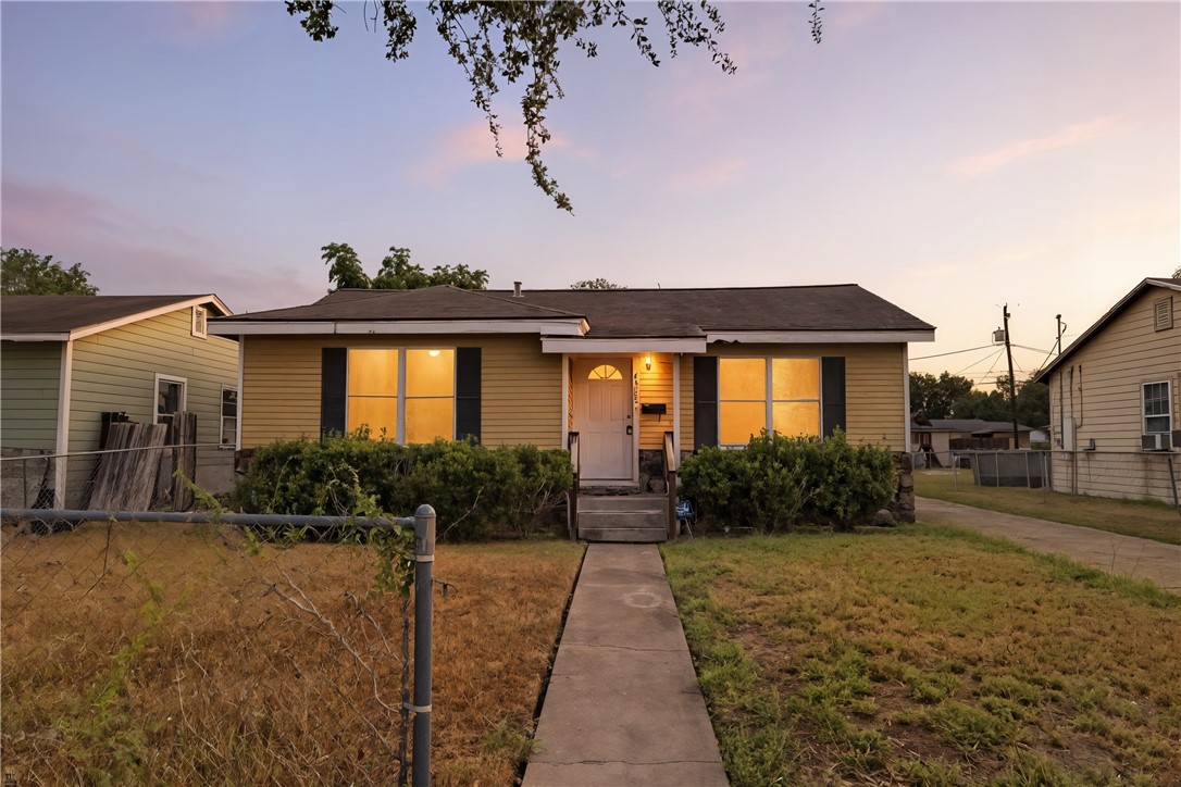 4325 Kirkwood Dr Property Photo 19