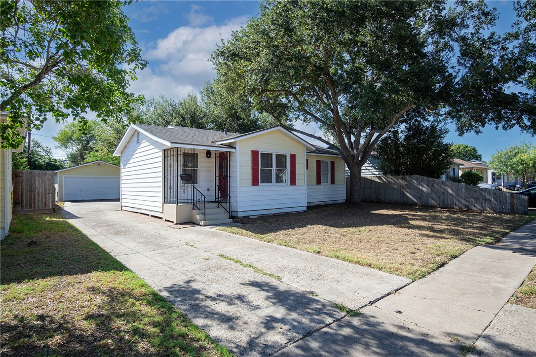 4334 Randall Dr Property Photo 2