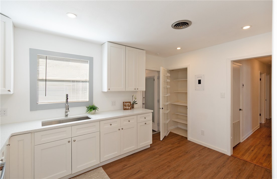 4334 Randall Dr Property Photo 9